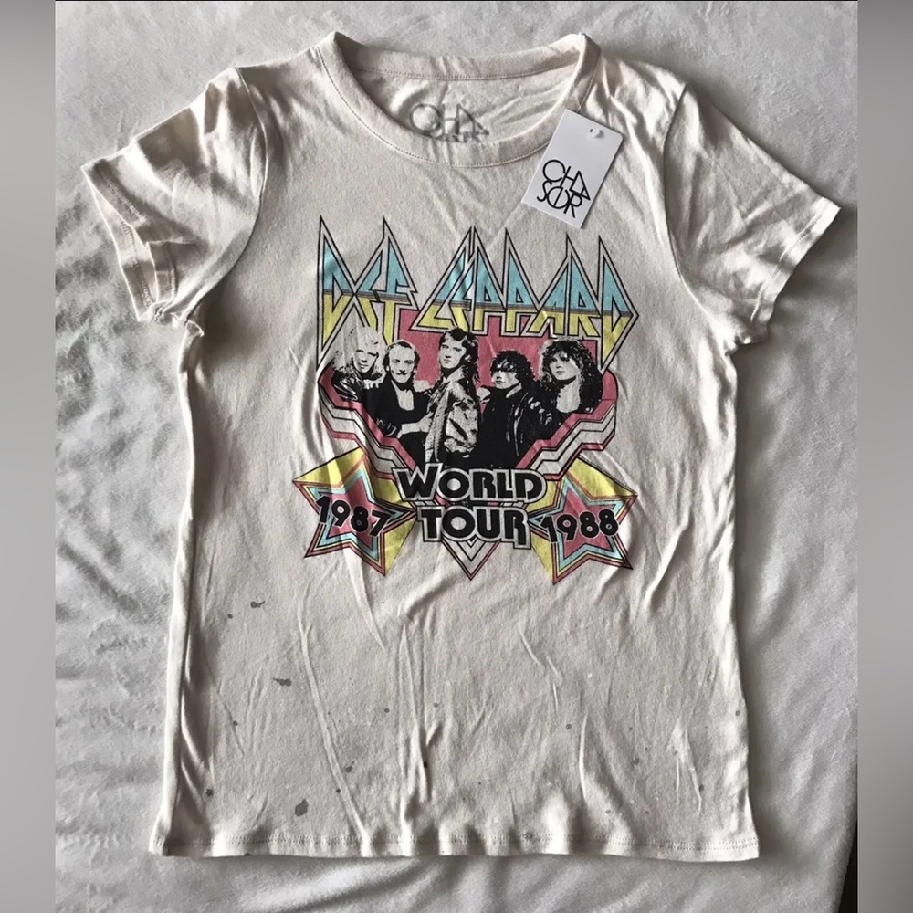 CHASER Brand Women's DEF LEPPARD World Tour 1988 Graphic Gauzy Cotton T-Shirt